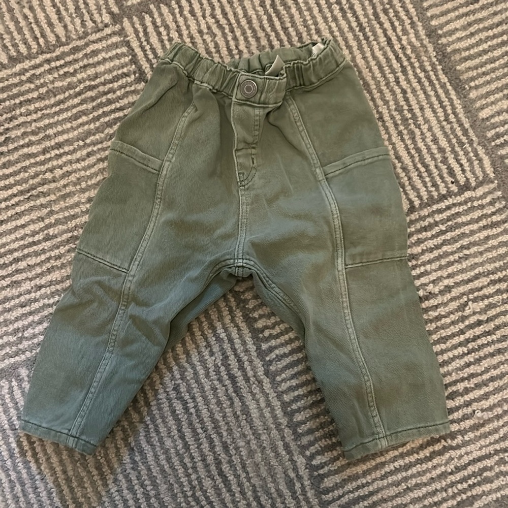 H&M green cargo style jeans